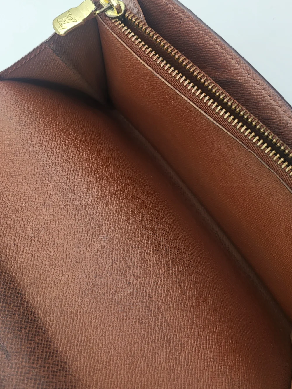LOUIS VUITTON Monogram Sarah Wallet. Auth!! France 1996.